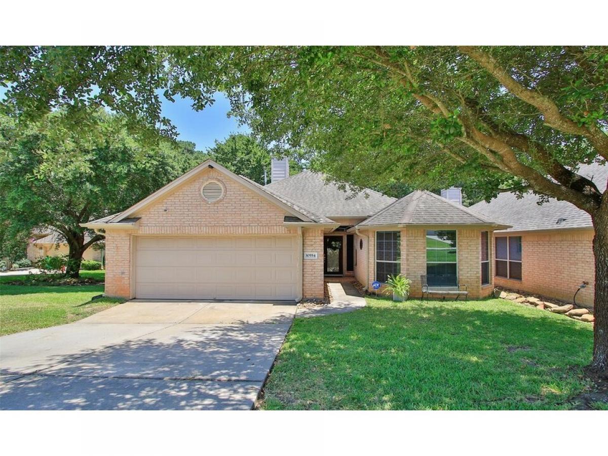 Picture of Home For Sale in Willis, Texas, United States