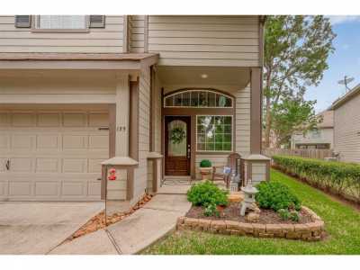 Home For Sale in The Woodlands, Texas