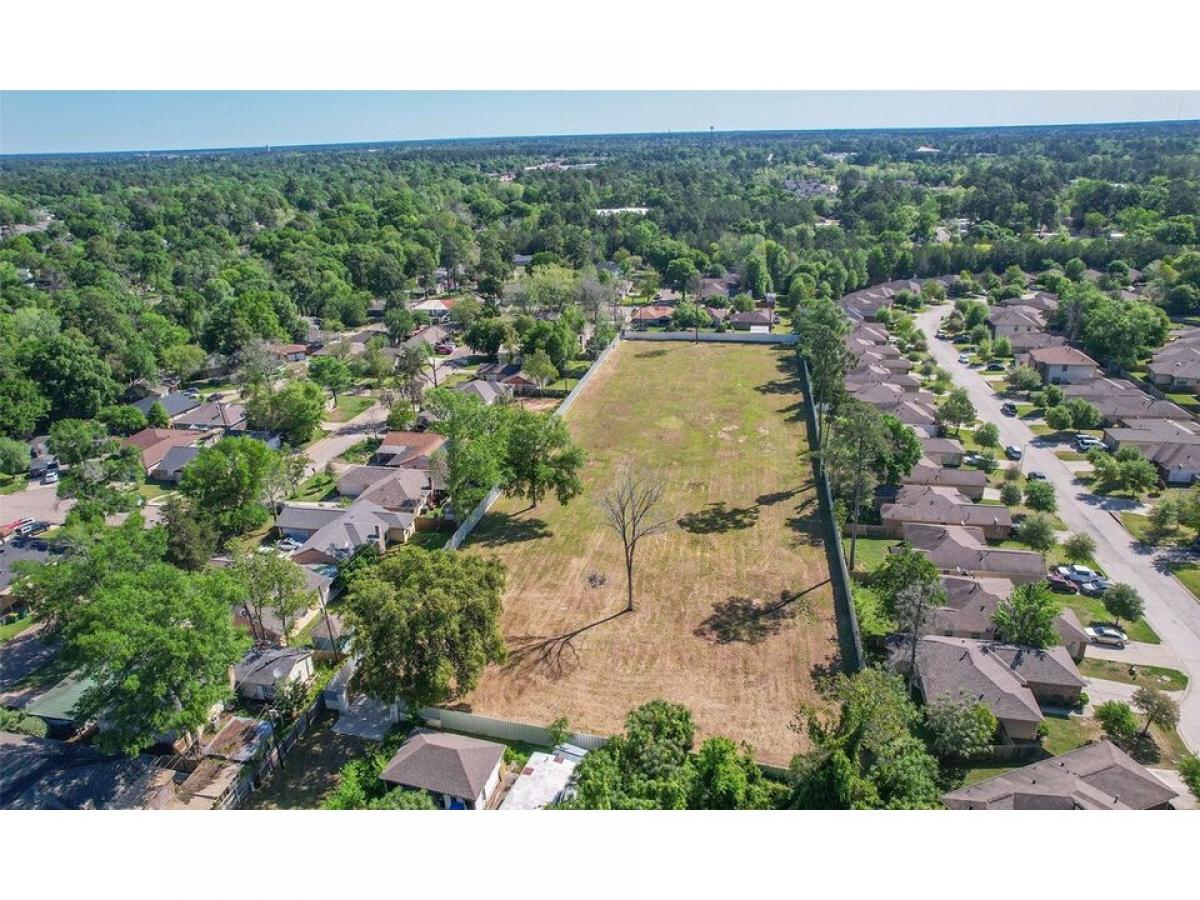 Picture of Residential Land For Sale in Conroe, Texas, United States