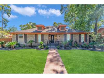 Home For Sale in Montgomery, Texas