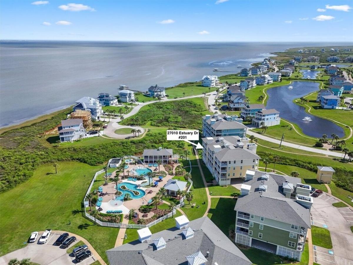 Picture of Home For Sale in Galveston, Texas, United States