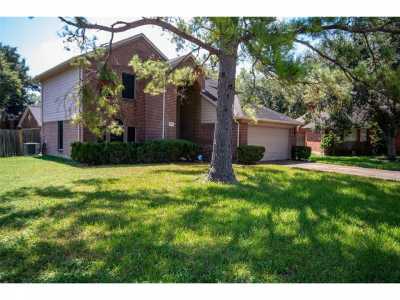 Home For Sale in Fresno, Texas