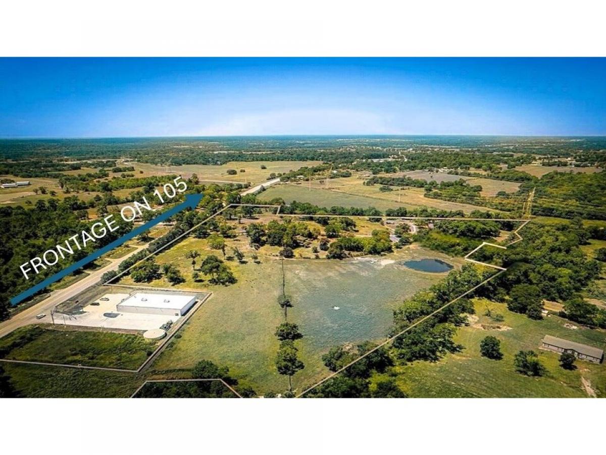 Picture of Home For Sale in Montgomery, Texas, United States