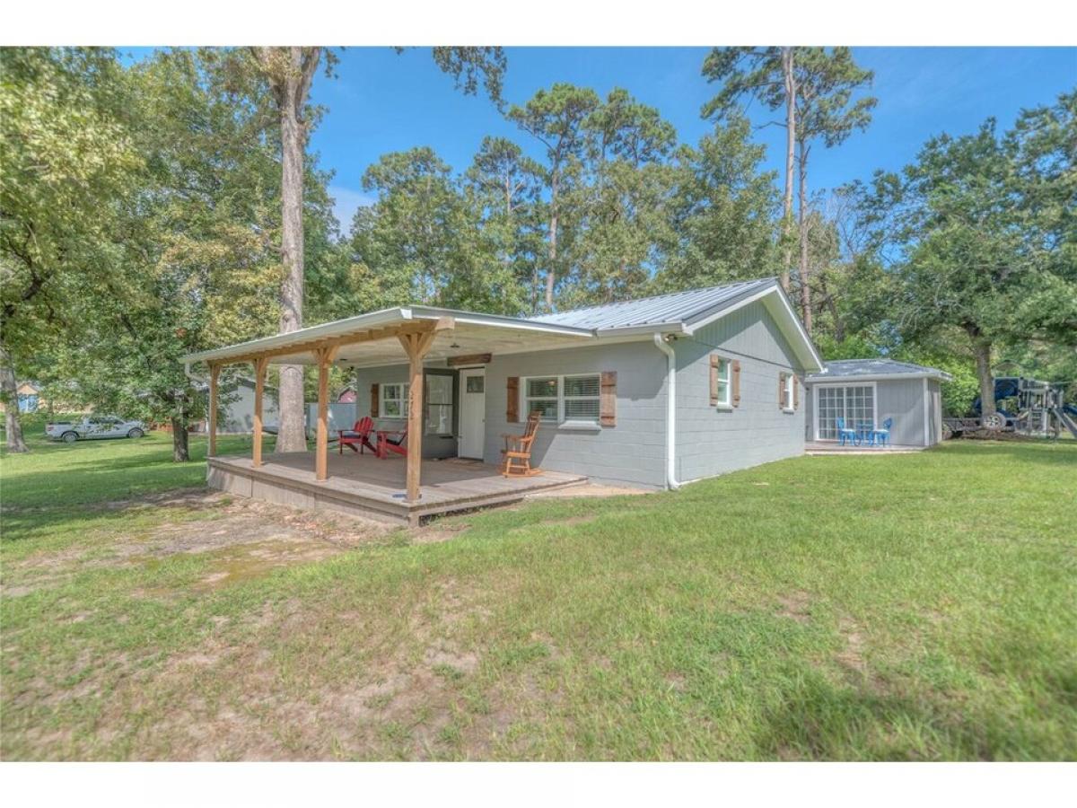 Picture of Home For Sale in Trinity, Texas, United States