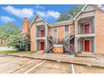 Home For Sale in Huntsville, Texas