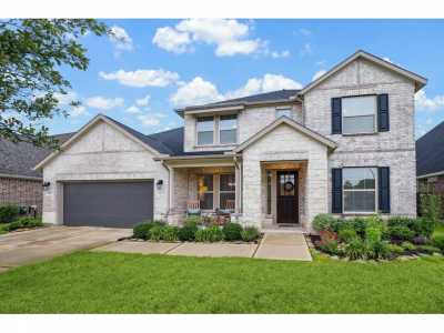 Home For Sale in Tomball, Texas