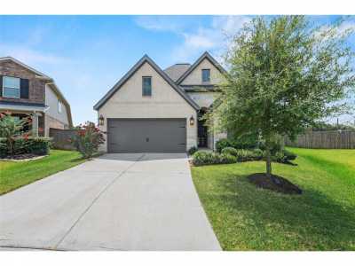 Home For Sale in Tomball, Texas