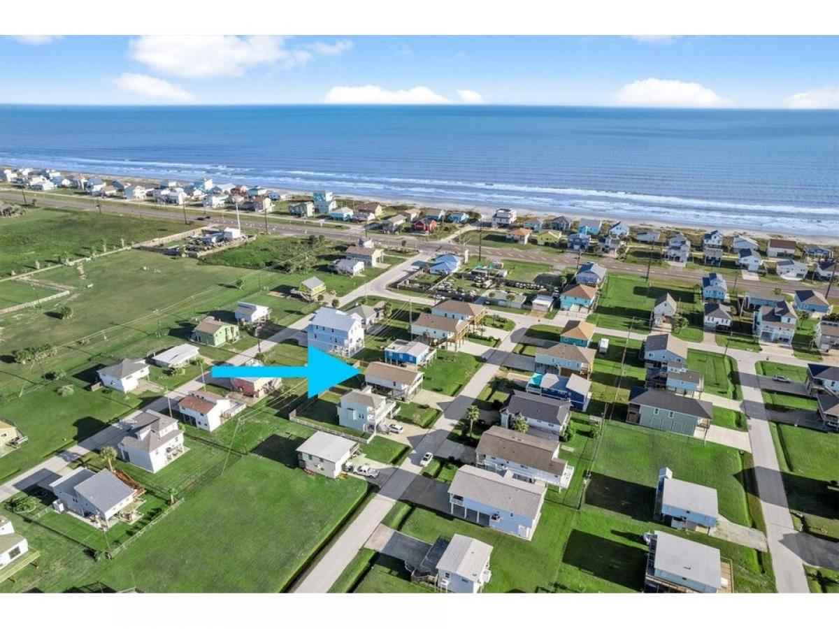 Picture of Home For Sale in Galveston, Texas, United States