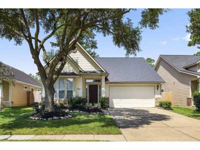 Home For Sale in Cypress, Texas