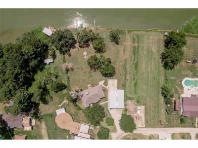 Home For Sale in Trinity, Texas