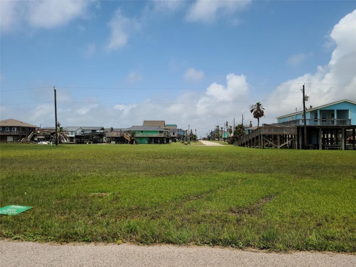 Picture of Residential Land For Sale in Freeport, Texas, United States