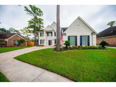 Home For Sale in Cypress, Texas