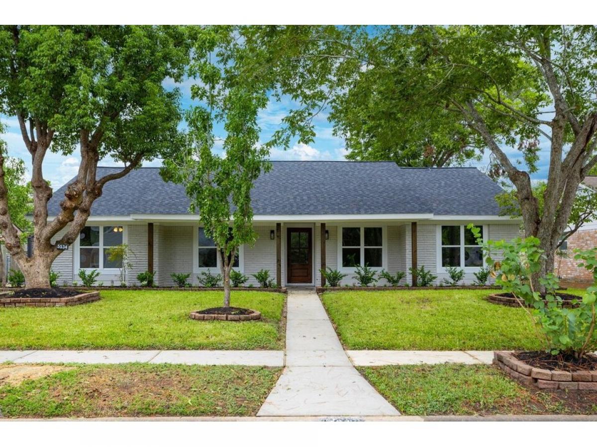 Picture of Home For Sale in Houston, Texas, United States