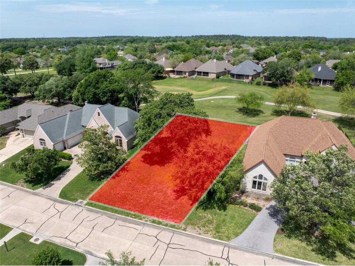 Picture of Residential Land For Sale in Montgomery, Texas, United States