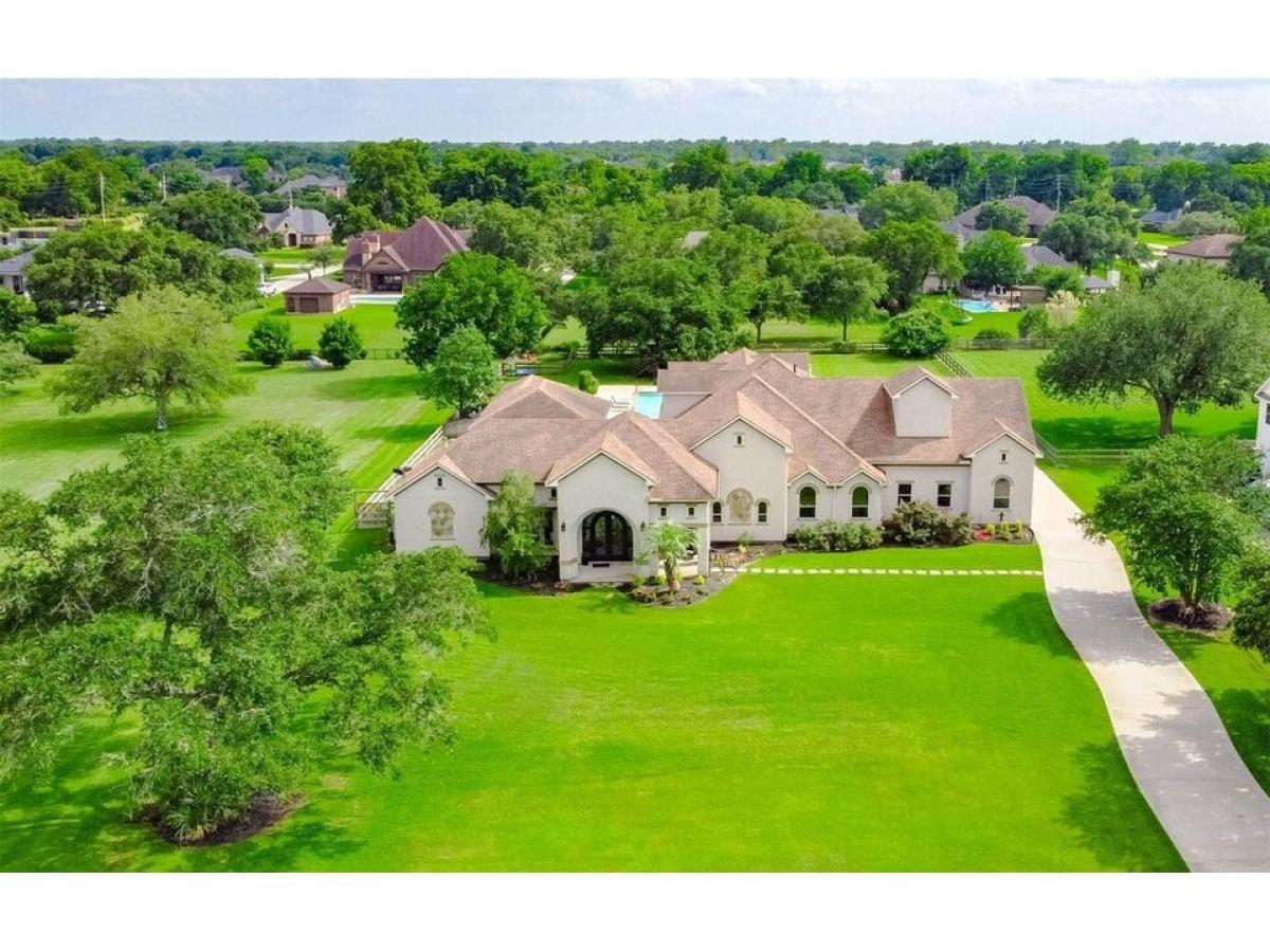 Picture of Home For Sale in Fulshear, Texas, United States