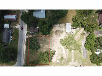 Residential Land For Sale in Columbus, Texas