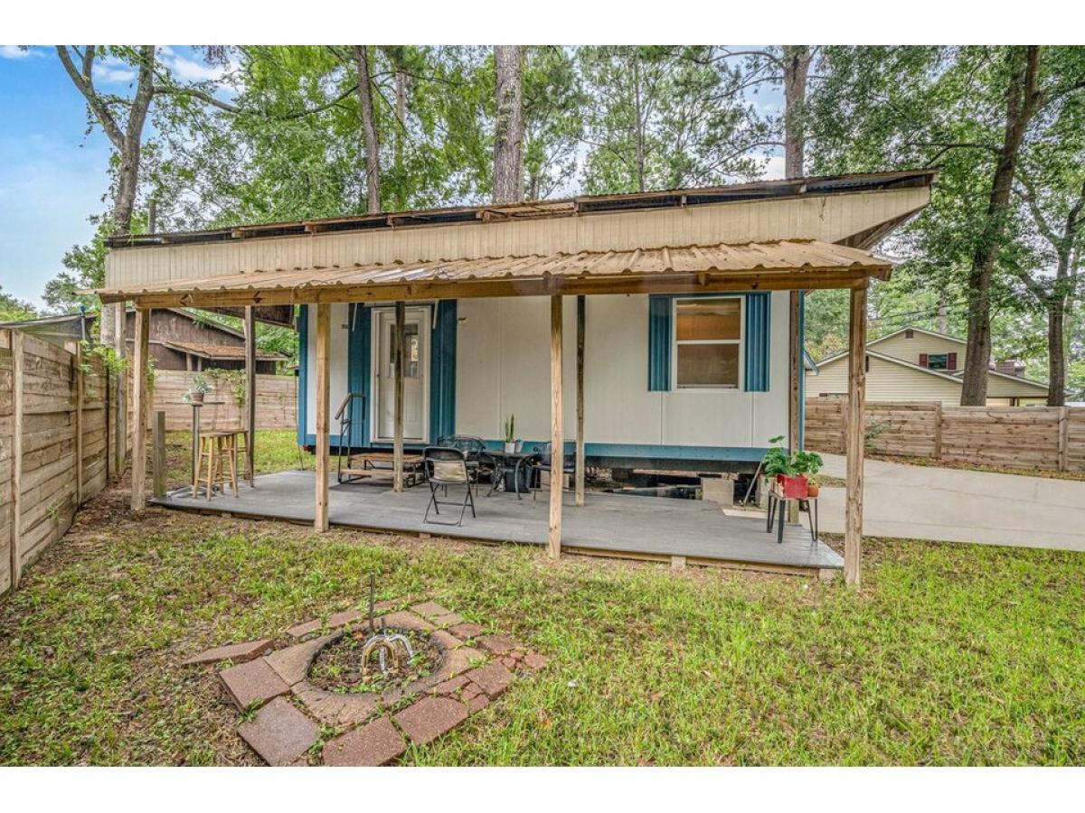 Picture of Home For Sale in Willis, Texas, United States