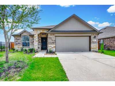 Home For Rent in Cypress, Texas