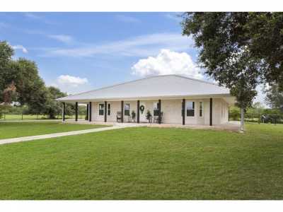 Home For Sale in Cleveland, Texas