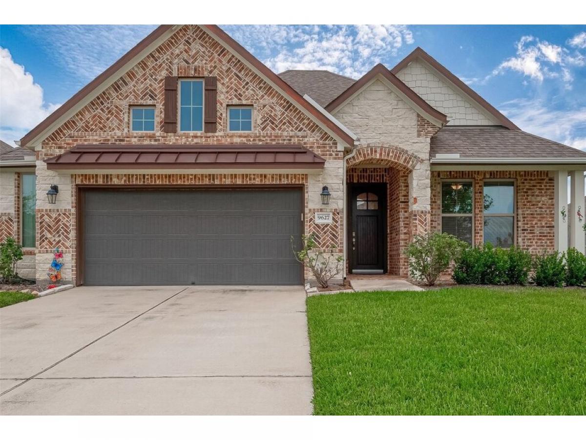 Picture of Home For Sale in Rosenberg, Texas, United States