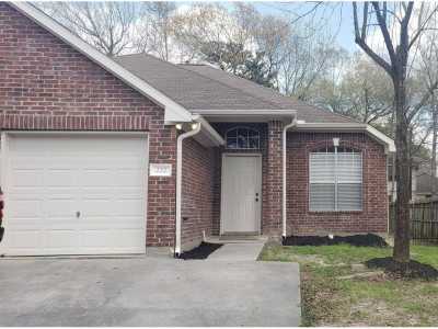 Home For Rent in Conroe, Texas