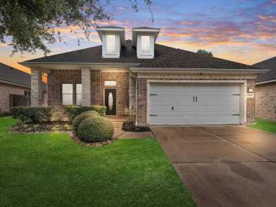 Home For Sale in Cypress, Texas