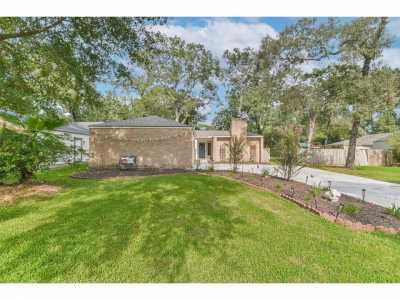 Home For Sale in Conroe, Texas