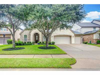 Home For Sale in Fulshear, Texas