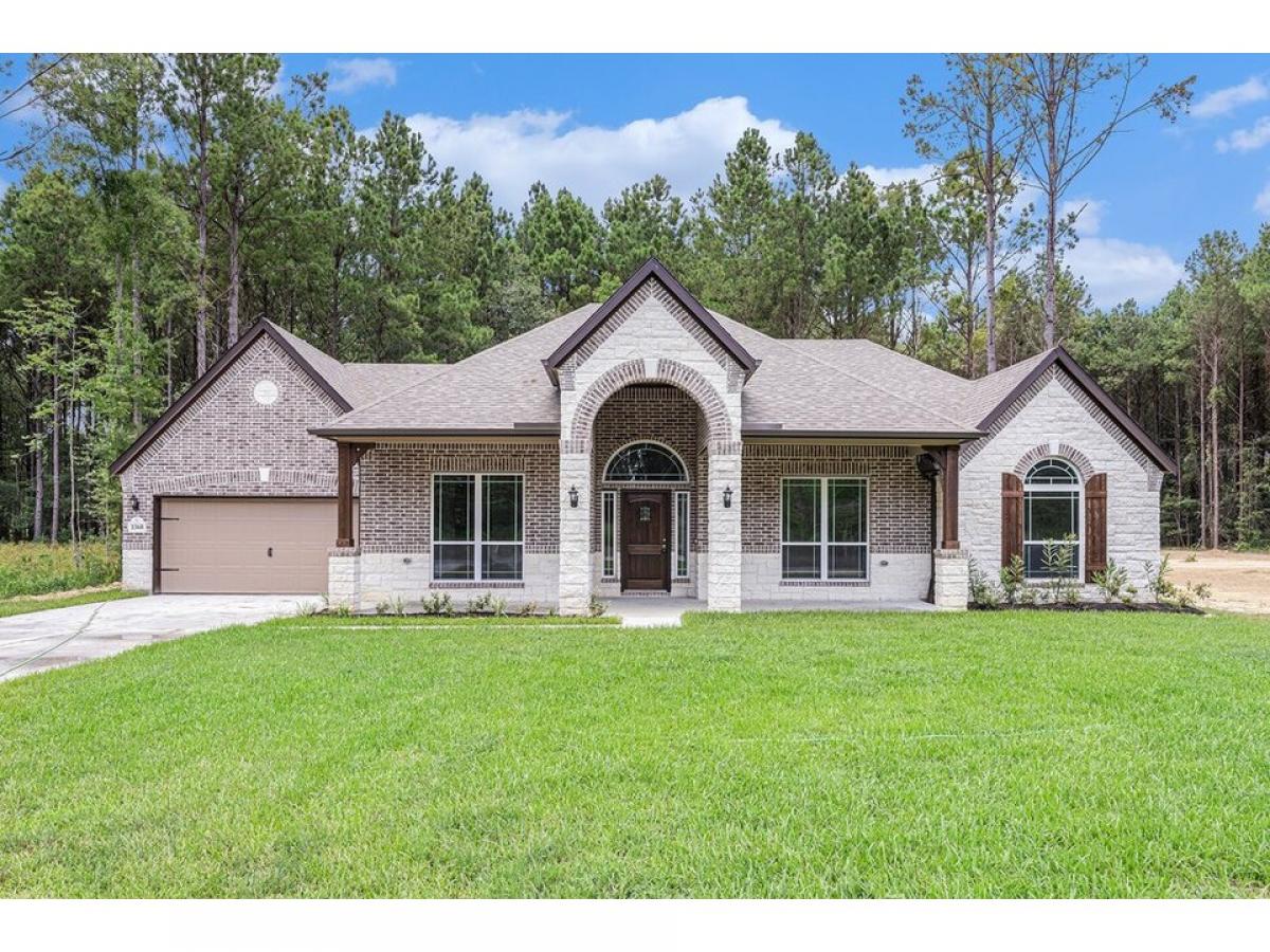 Picture of Home For Sale in Willis, Texas, United States