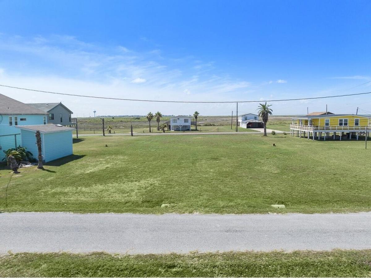 Picture of Residential Land For Sale in Galveston, Texas, United States