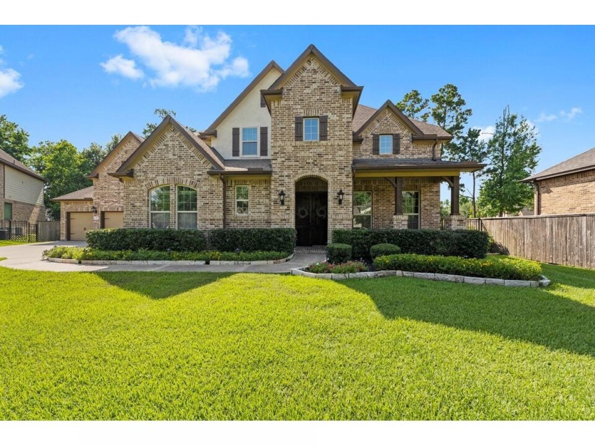 Picture of Home For Sale in Montgomery, Texas, United States