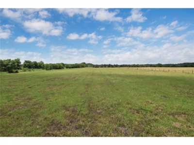 Residential Land For Sale in Anahuac, Texas