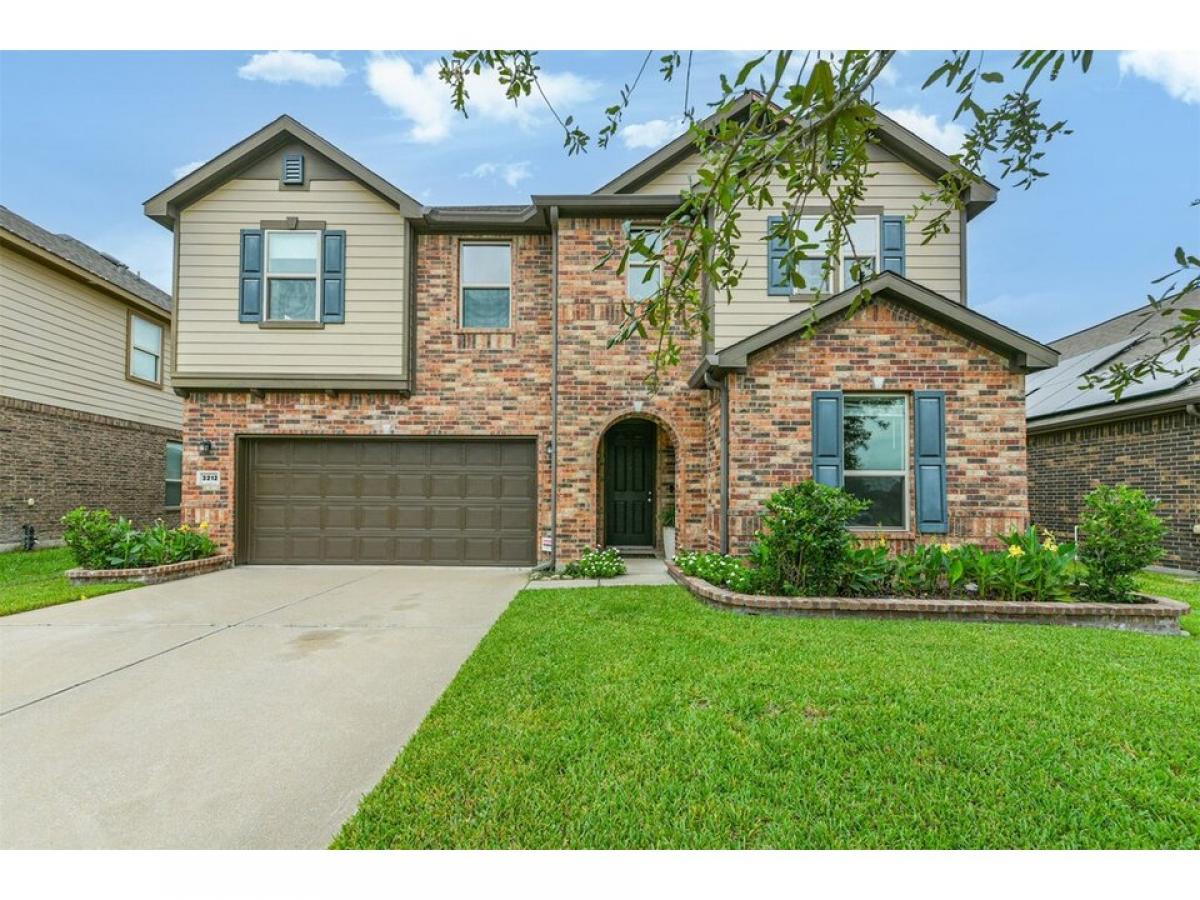 Picture of Home For Sale in Pearland, Texas, United States