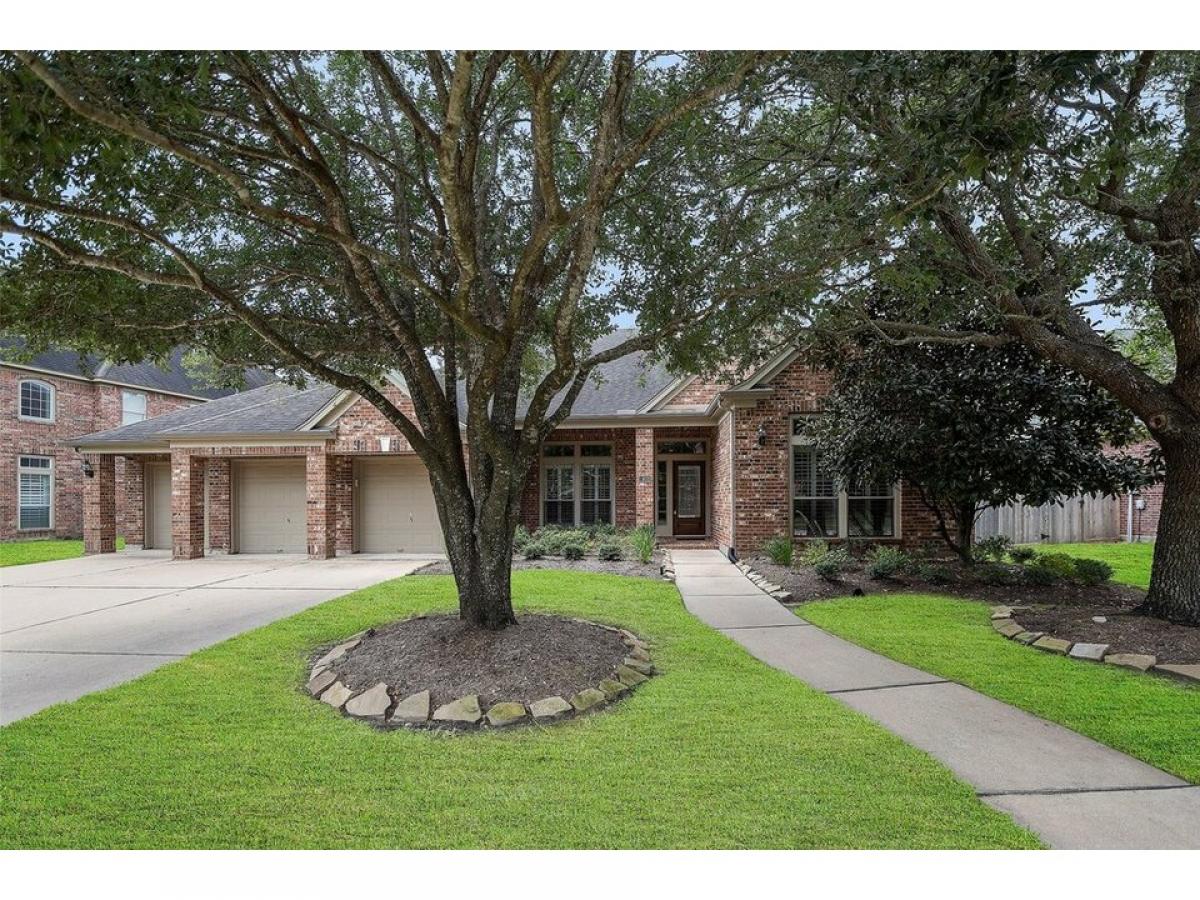 Picture of Home For Sale in Cypress, Texas, United States