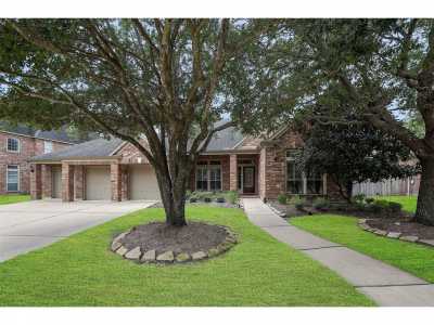 Home For Sale in Cypress, Texas