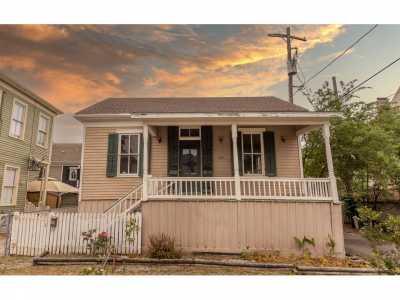 Home For Sale in Galveston, Texas