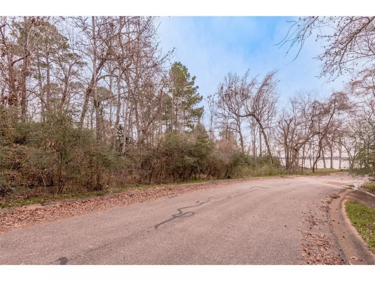 Picture of Residential Land For Sale in Huntsville, Texas, United States