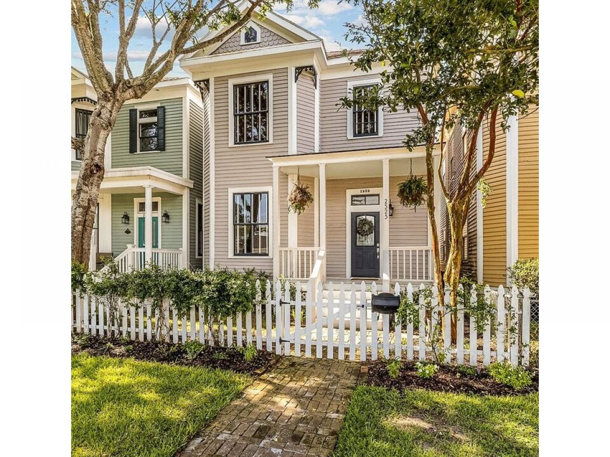 Picture of Home For Sale in Galveston, Texas, United States