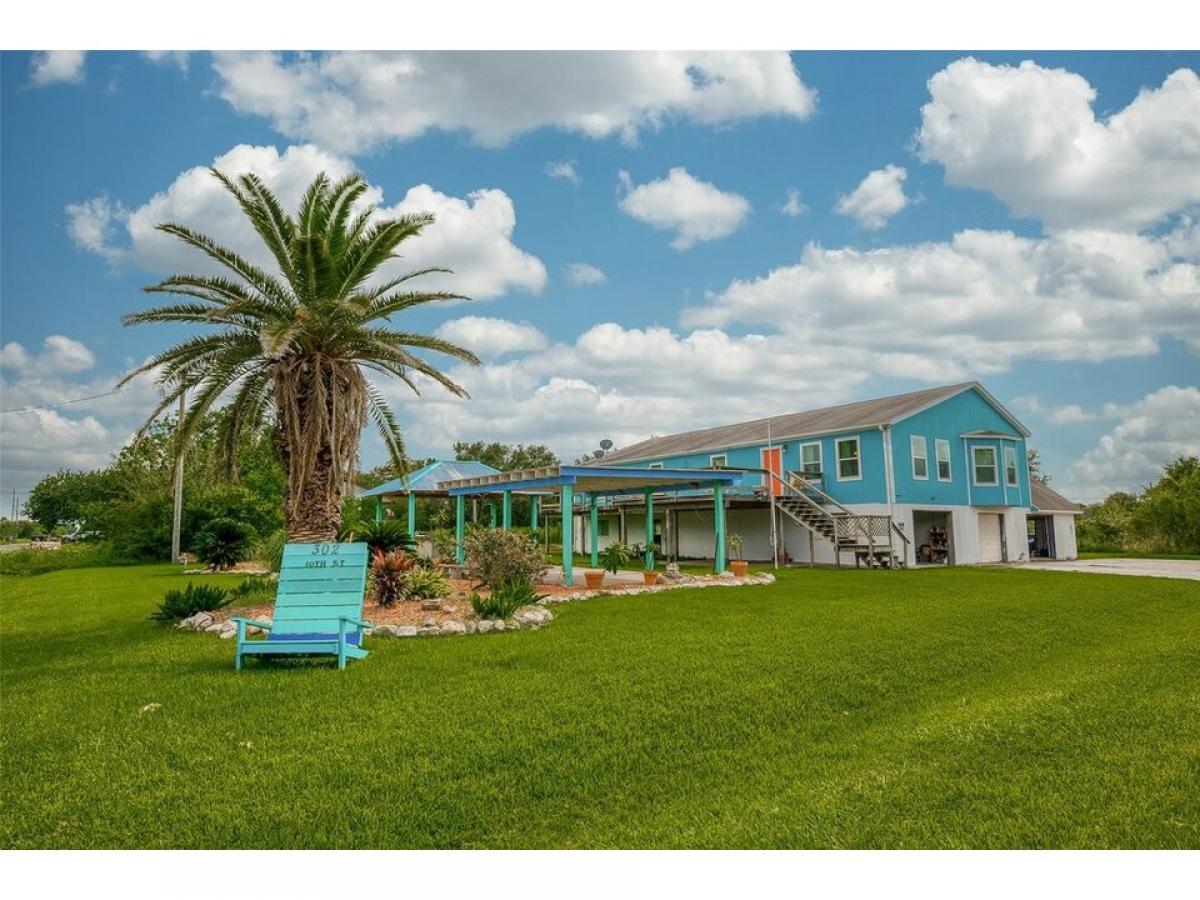 Picture of Home For Sale in San Leon, Texas, United States