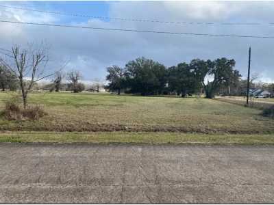 Residential Land For Sale in Angleton, Texas