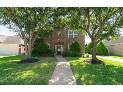 Home For Sale in Cypress, Texas