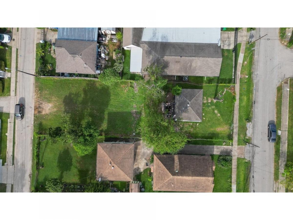 Picture of Residential Land For Sale in Houston, Texas, United States