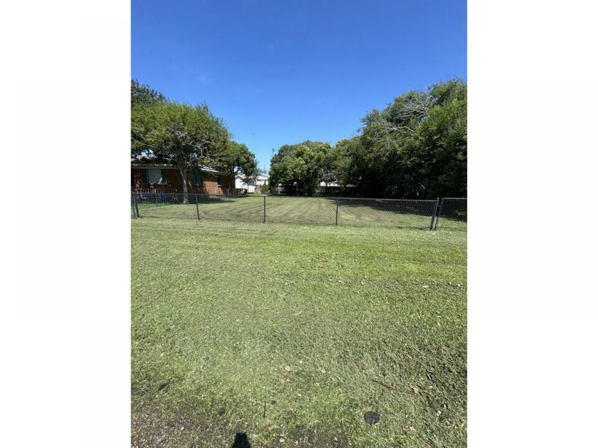 Picture of Residential Land For Sale in Galveston, Texas, United States