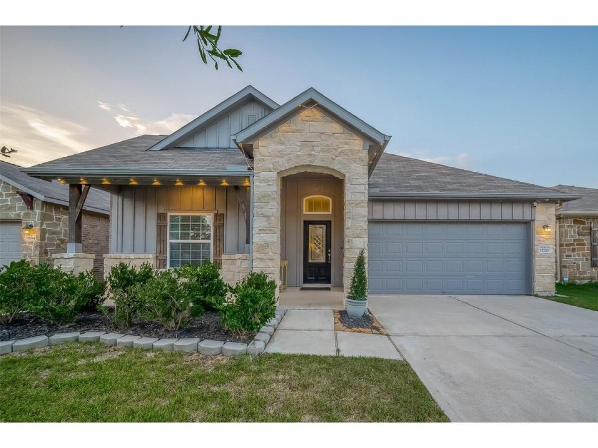 Picture of Home For Sale in Tomball, Texas, United States