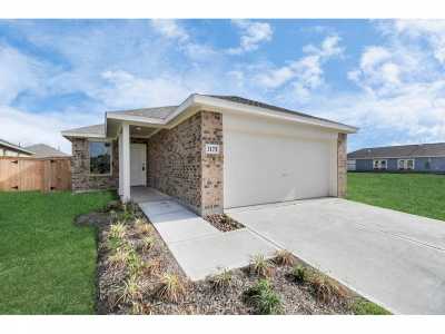 Home For Rent in Angleton, Texas