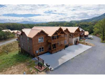 Home For Sale in Sevierville, Tennessee