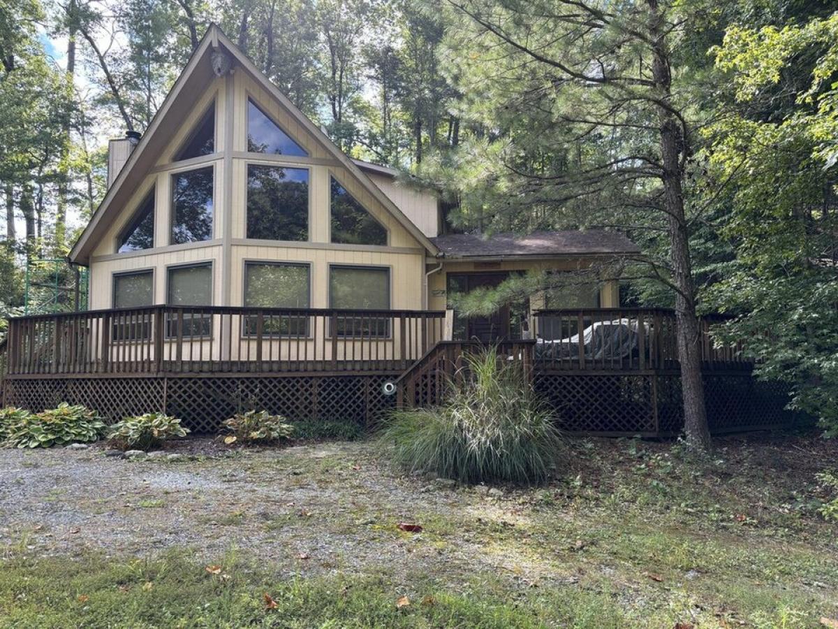 Picture of Home For Sale in Gatlinburg, Tennessee, United States