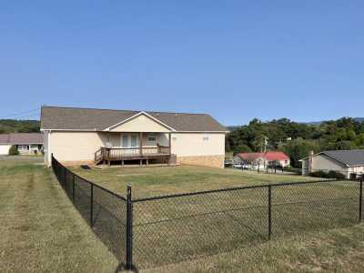 Home For Sale in Parrottsville, Tennessee