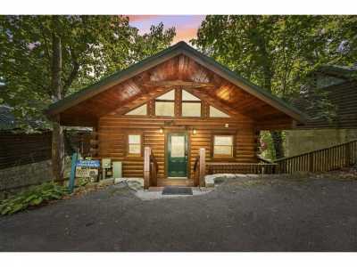 Home For Sale in Gatlinburg, Tennessee