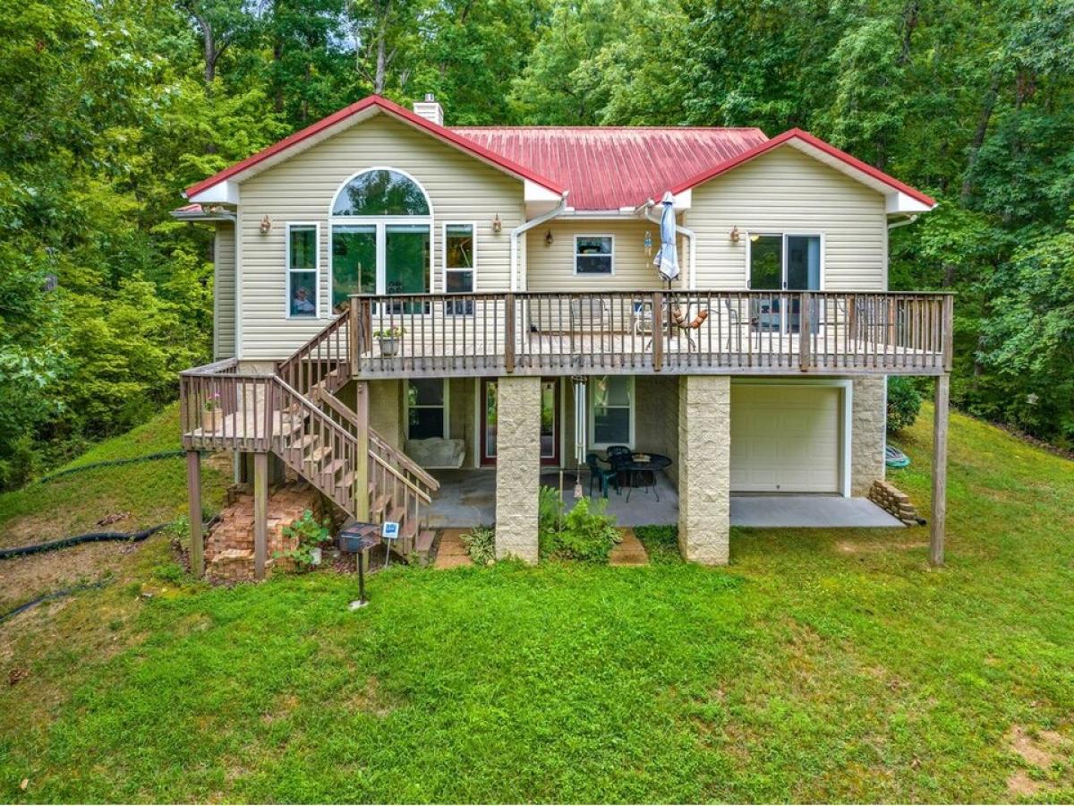 Picture of Home For Sale in Newport, Tennessee, United States